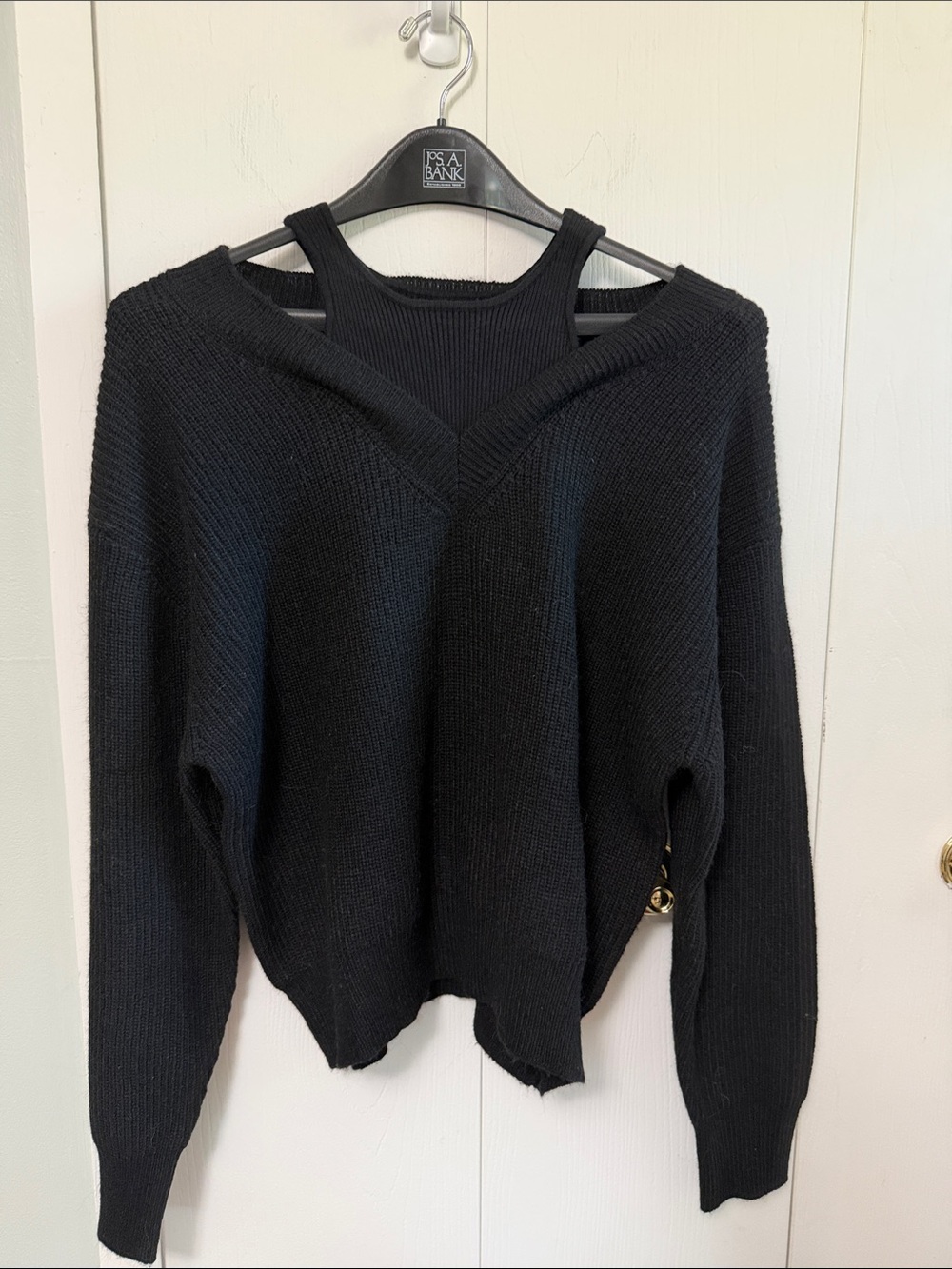 Elan Black V-Neck Ribbed Sweater